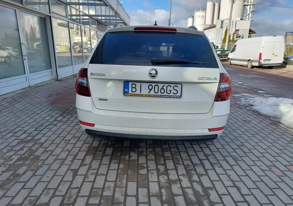 Skoda Octavia cena 52500 przebieg: 246000, rok produkcji 2017 z Białystok małe 667